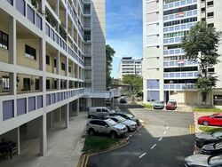 Blk 240 Lorong 1 Toa Payoh (Toa Payoh), HDB Executive #574584811